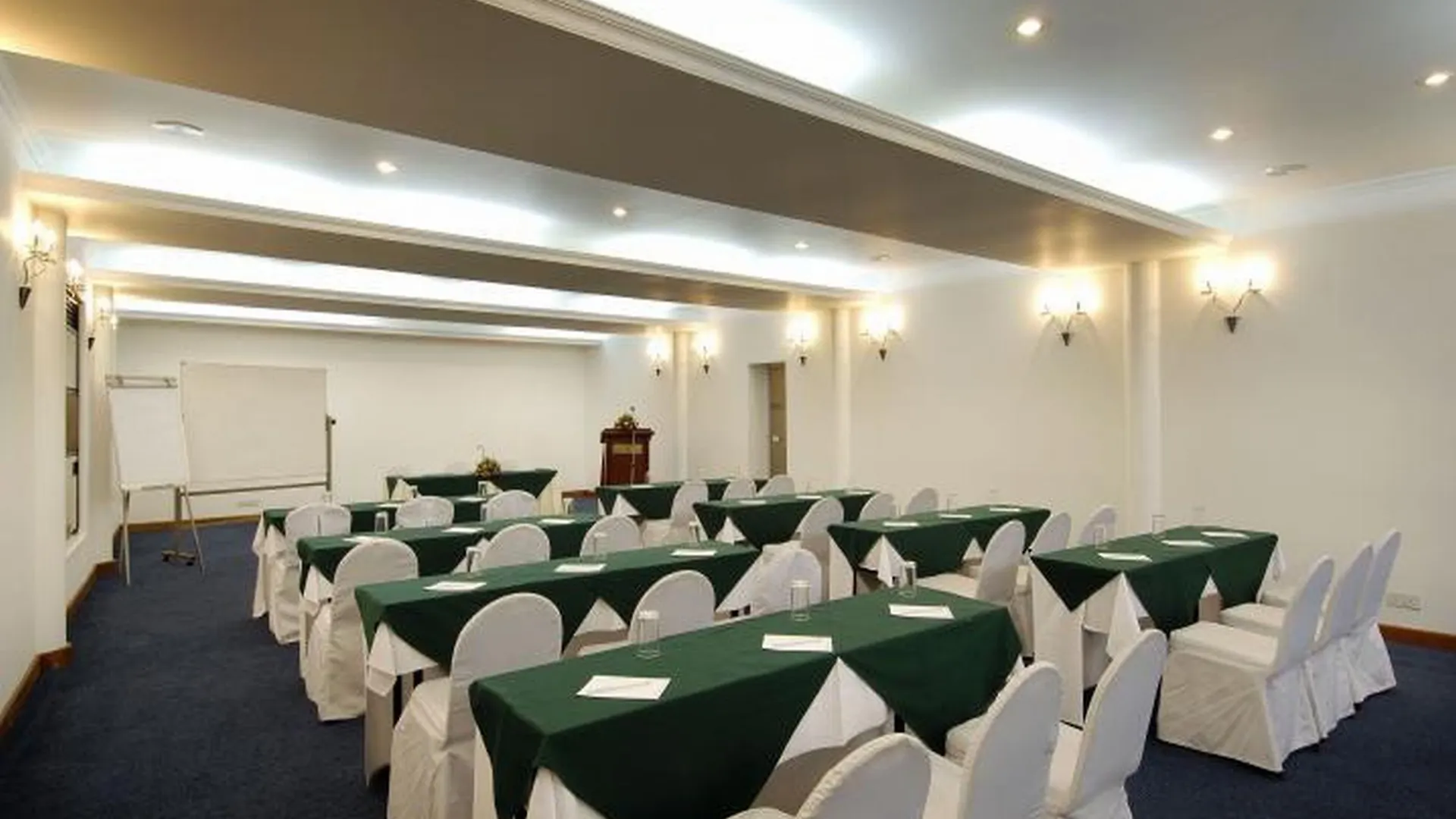 Berjaya Hotel Colombo Dehiwala-Mount Lavinia